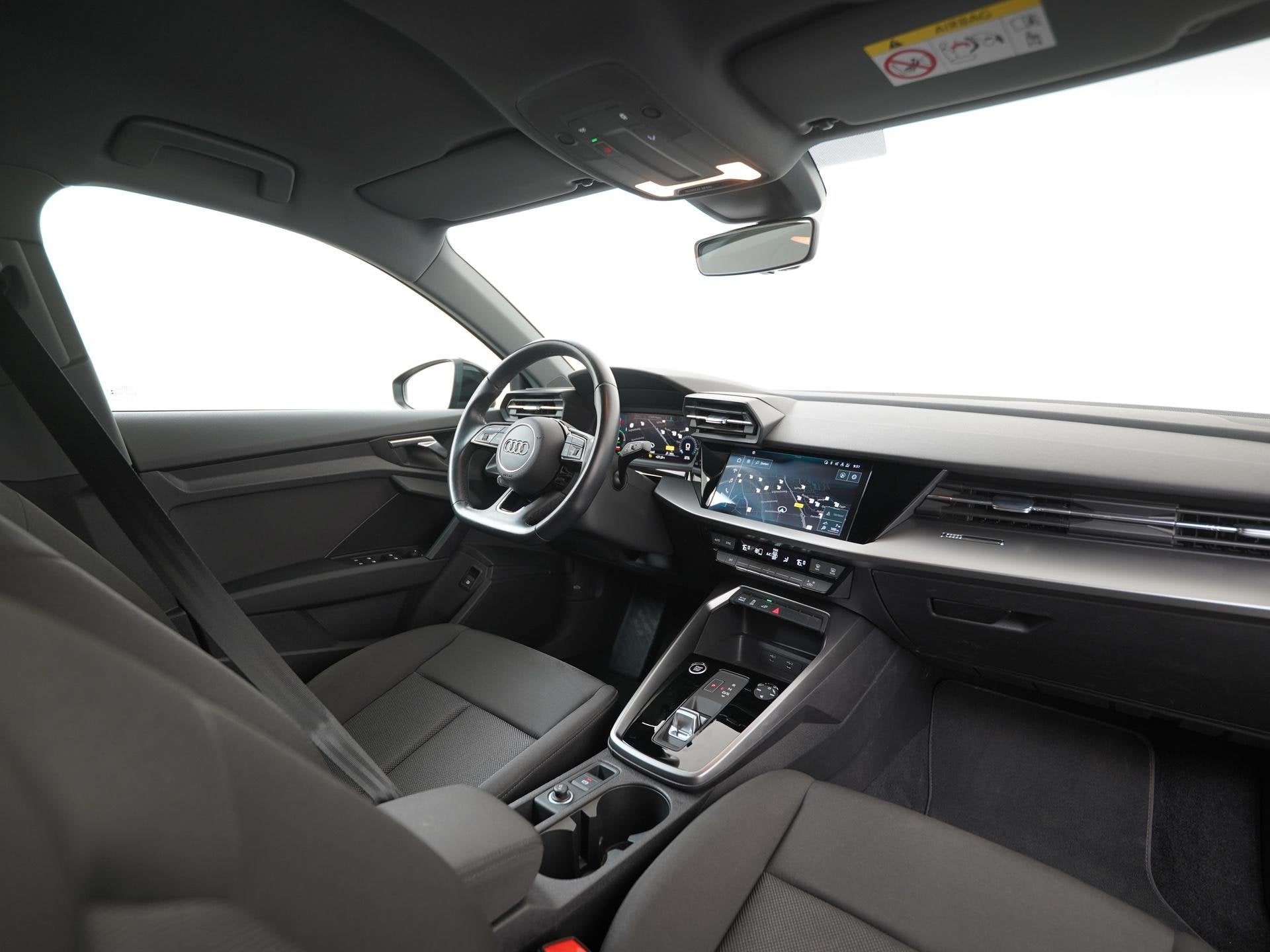 Audi A3 Sportback 40 TFSIe Advanced | Shadow Look | Trekhaak, Auto's, 12 maanden, Stof, Gebruikt, Zwart