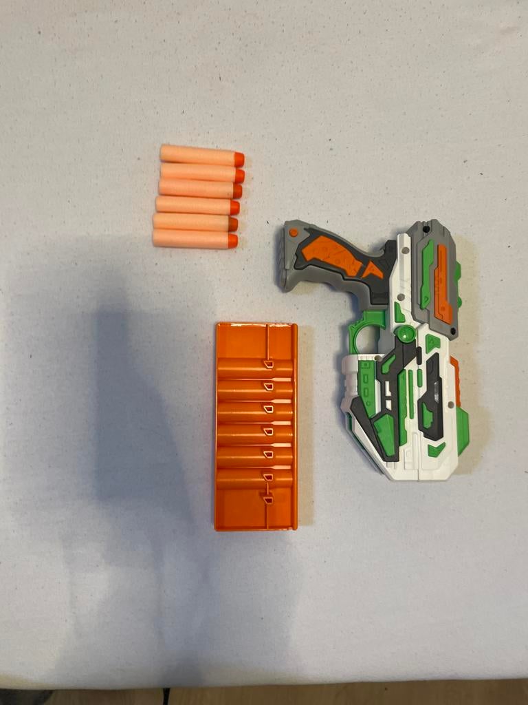 Gloednieuw speelgoedpistool met munitie, Ophalen of Verzenden, Zo goed als nieuw