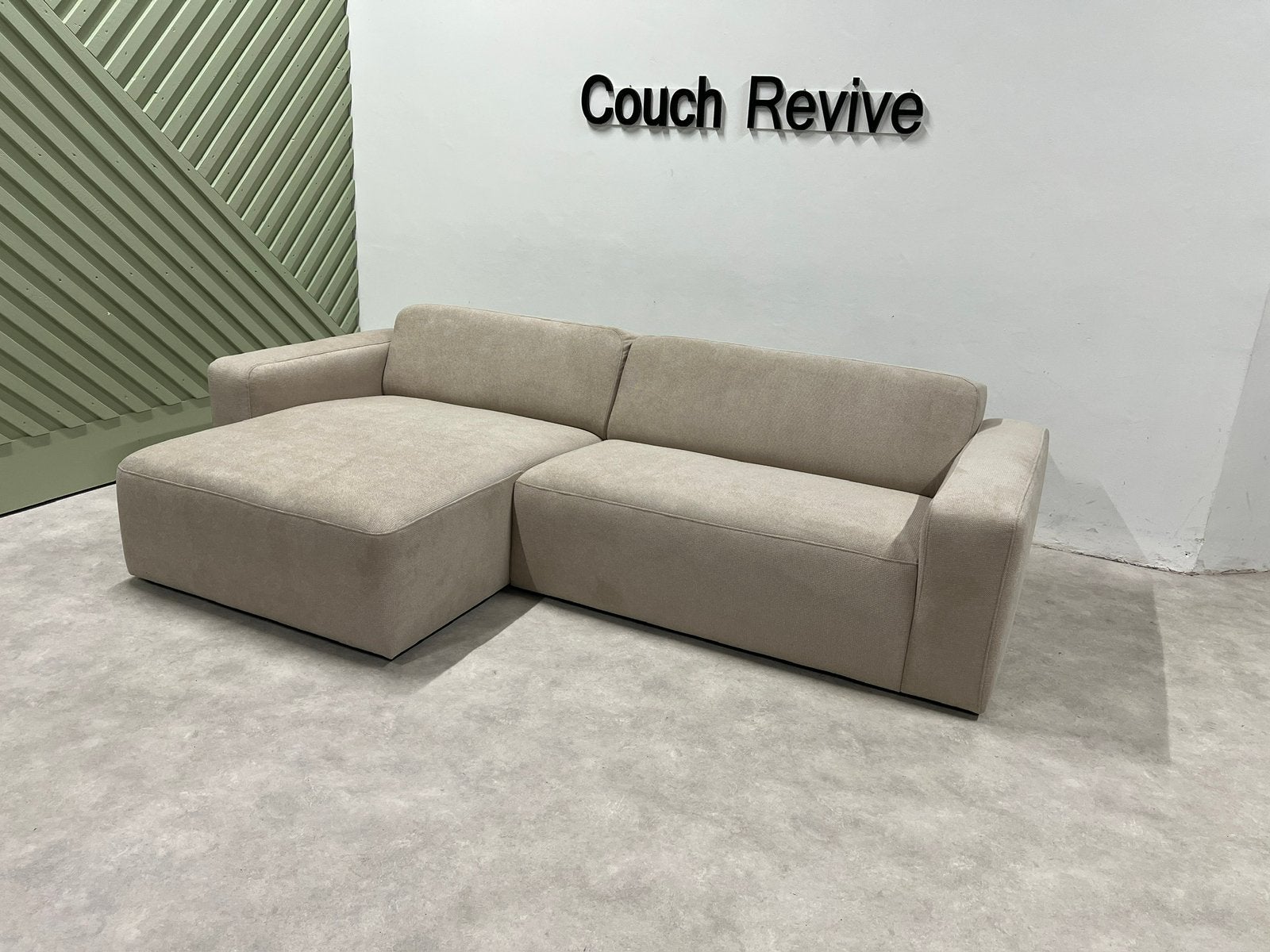Nieuwe Beige Hoekbank 270x155 | GRATIS LEVERING, Huis en Inrichting, Banken | Bankstellen, -, Verzenden, -, Zo goed als nieuw