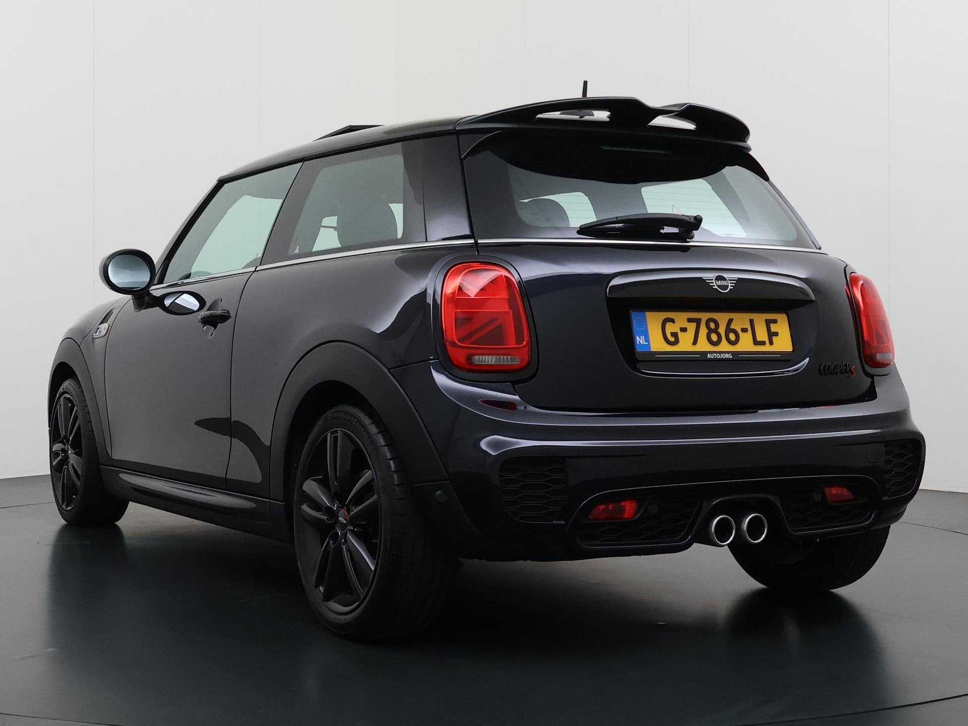 MINI 3-Deurs 2.0 Cooper S Panoramadak | Leder | JCW John Coo, Auto's, Mini, 1998 cc, Stof, Gebruikt, Bedrijf