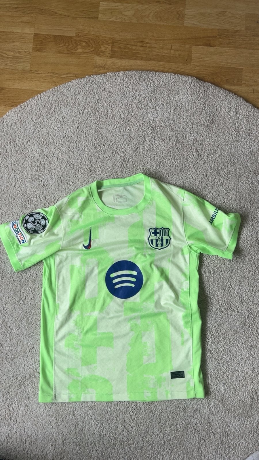 Fc barcalona shirtje, Maat S, Ophalen of Verzenden, Nieuw, Shirt