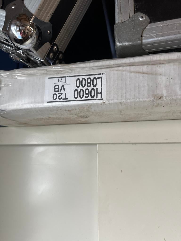 Nieuwe CV radiator voor badkamer - H0600 L0800, Ophalen, 30 tot 80 cm, 500 tot 800 watt, Radiator