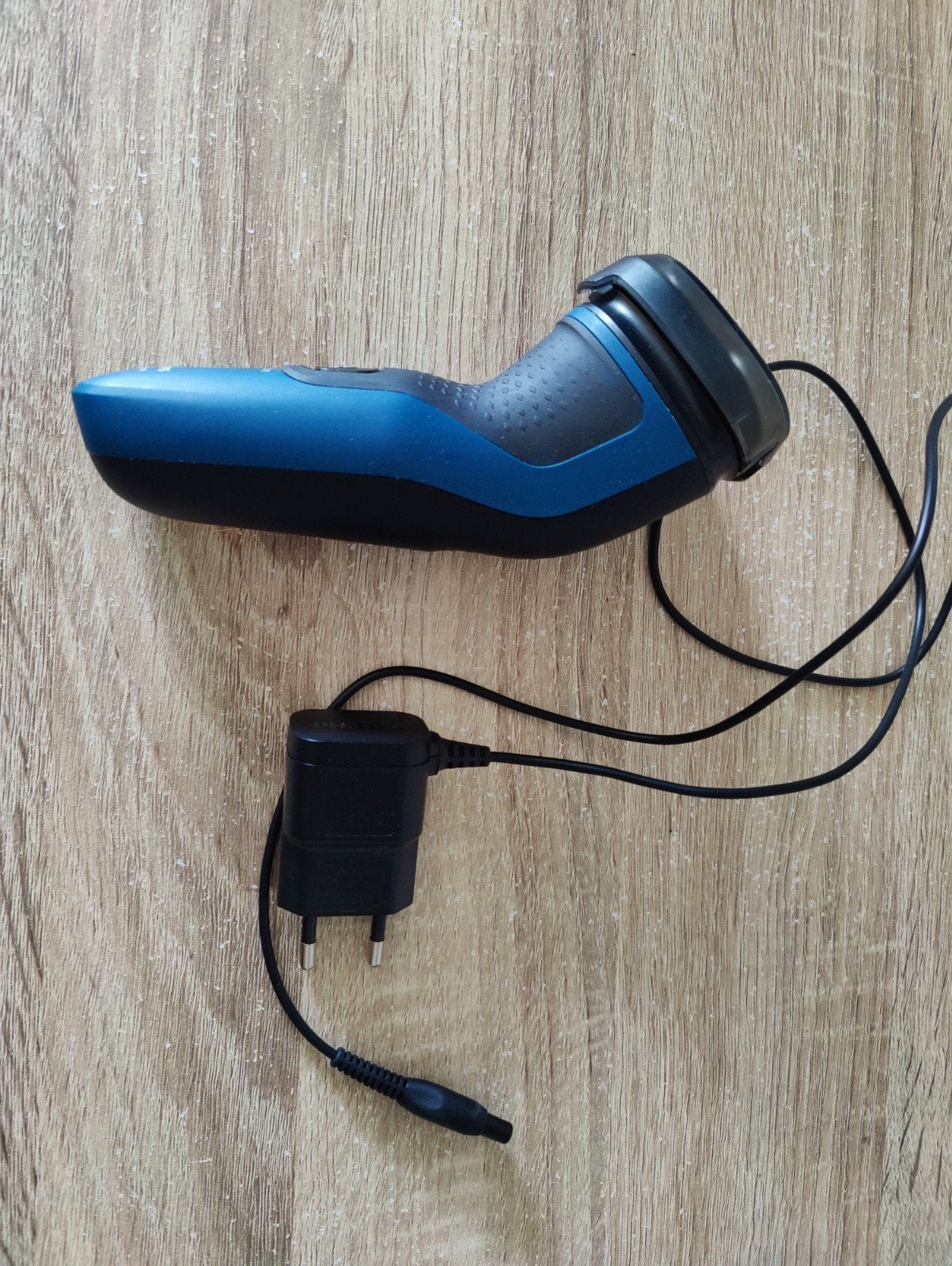 Philips AquaTouch S1121 Wet & Dry Scheerapparaat, Ophalen of Verzenden, Gebruikt, Scheren en Epileren