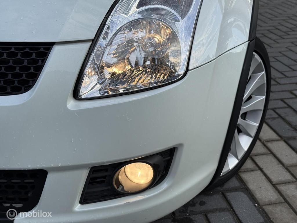 Suzuki Swift 1.3 Shogun, Voorwielaandrijving, Zwart, 400 kg, Origineel Nederlands