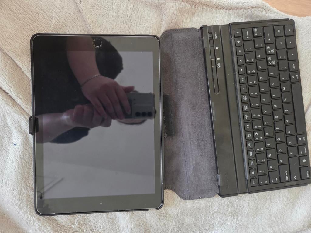 Ipad 5 32gb, Ophalen, Zo goed als nieuw, 10 inch