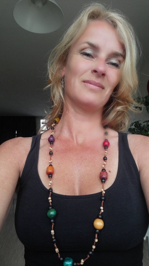 Nieuwe handgemaakte ketting met houten kralen veelkleurig, Ophalen of Verzenden, Nieuw, Overige kleuren, Overige materialen