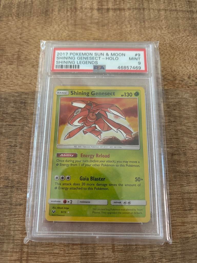 Shining Genesect 9/73 Shining Legends PSA 9 Pokémon Kaart, Ophalen of Verzenden, Zo goed als nieuw, Losse kaart, Foil