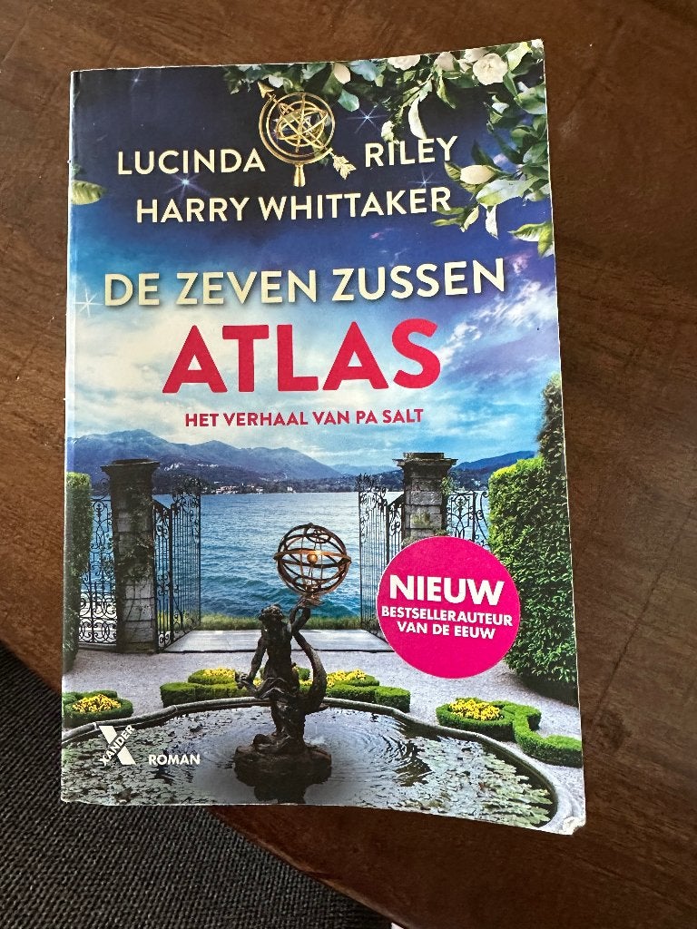 Roman Zeven Zussen "Atlas", Boeken, Romans, Ophalen of Verzenden, Zo goed als nieuw, Diverse auteurs, Europa overig