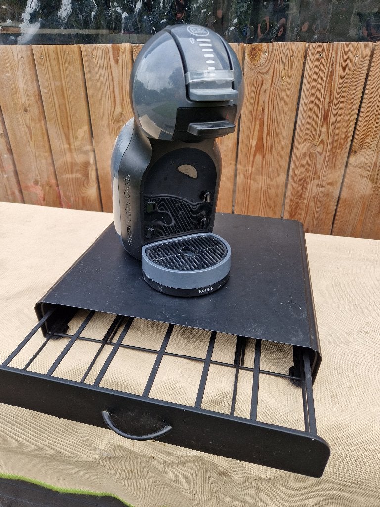 Krups NESCAFÉ Dolce Gusto Koffiecupmachine met capsulehouder, Witgoed en Apparatuur, Ophalen, Gebruikt, Koffiemachine, Koffiepads en cups