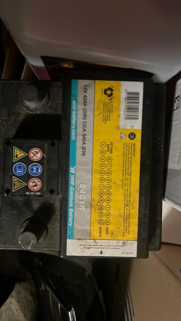 Accu toyato aygo, Auto-onderdelen, Ophalen of Verzenden, Gebruikt