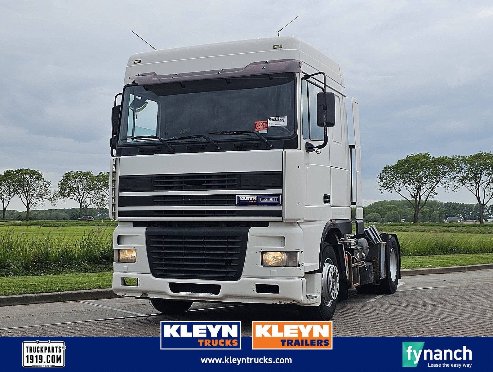 DAF XF 95.380 spacecab euro 2, Auto's, Vrachtwagens, Euro 2, Wit, Standkachel, Bedrijf