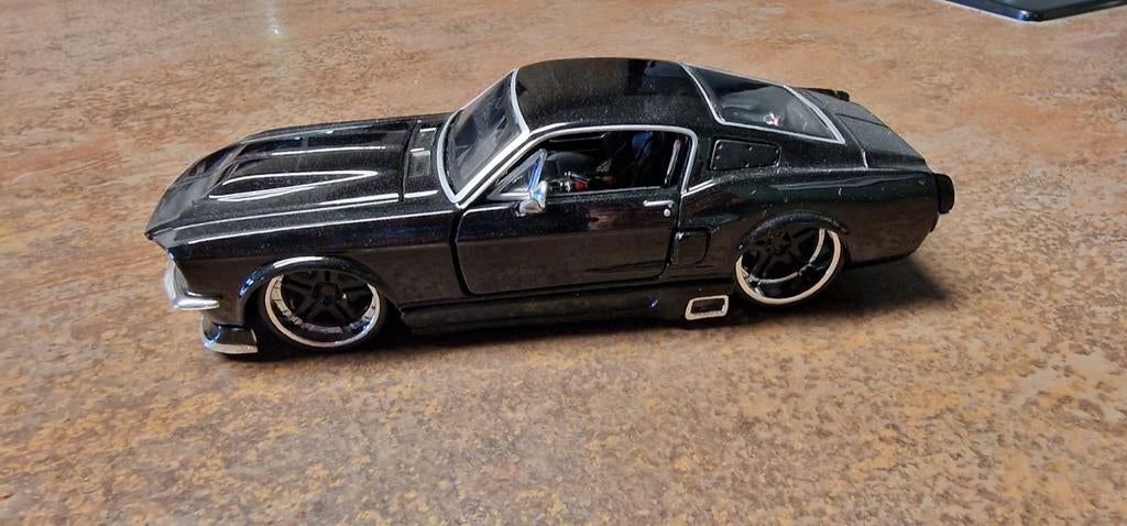 Maisto AssemblyLine 1967 Ford Mustang GT 1:24 Modelauto, Ophalen of Verzenden, Zo goed als nieuw, Auto, Overige merken
