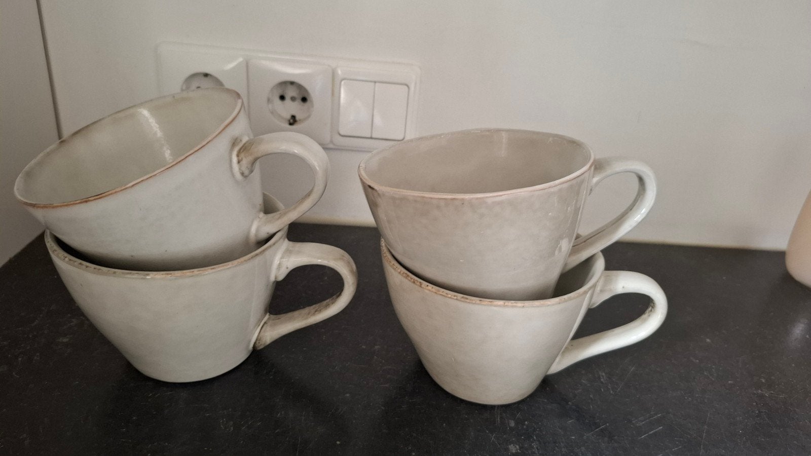 Casa servies: 7 beige (soep)kommen, Ophalen, Aardewerk, Overige stijlen, Kom(men)