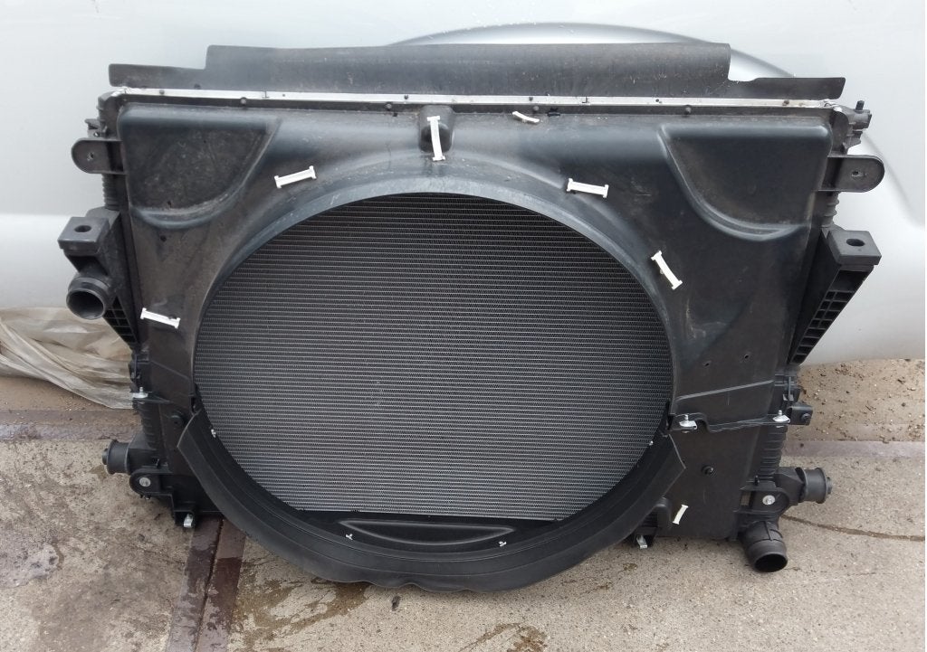 Ford F350 6.7ltr diesel radiateur 2011-2016, Gebruikt, Ford motor company, Ford USA, P.O. Box 6248, Dearborn, MI 48126