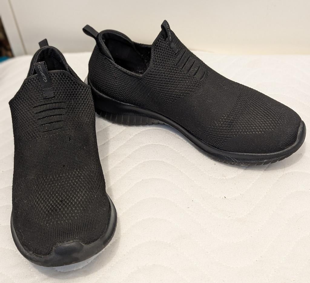 Skechers instappers maat 38/39, Ophalen of Verzenden