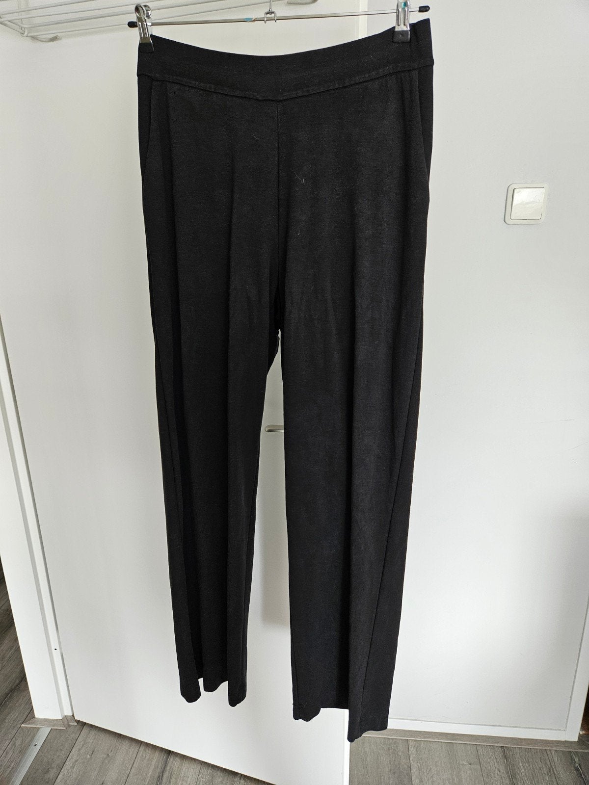 broek yesta maat 46 zwart, Ophalen of Verzenden, Zo goed als nieuw, Zwart, Legging