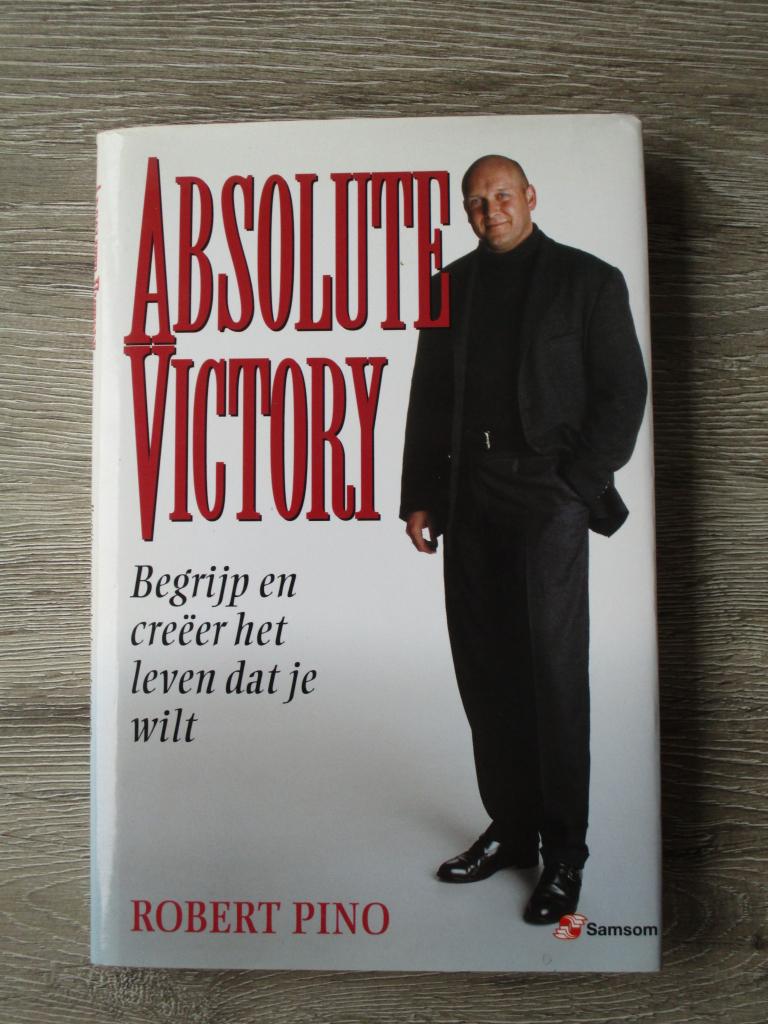 Absolute victory - Robert Pino, Ophalen of Verzenden, Gelezen