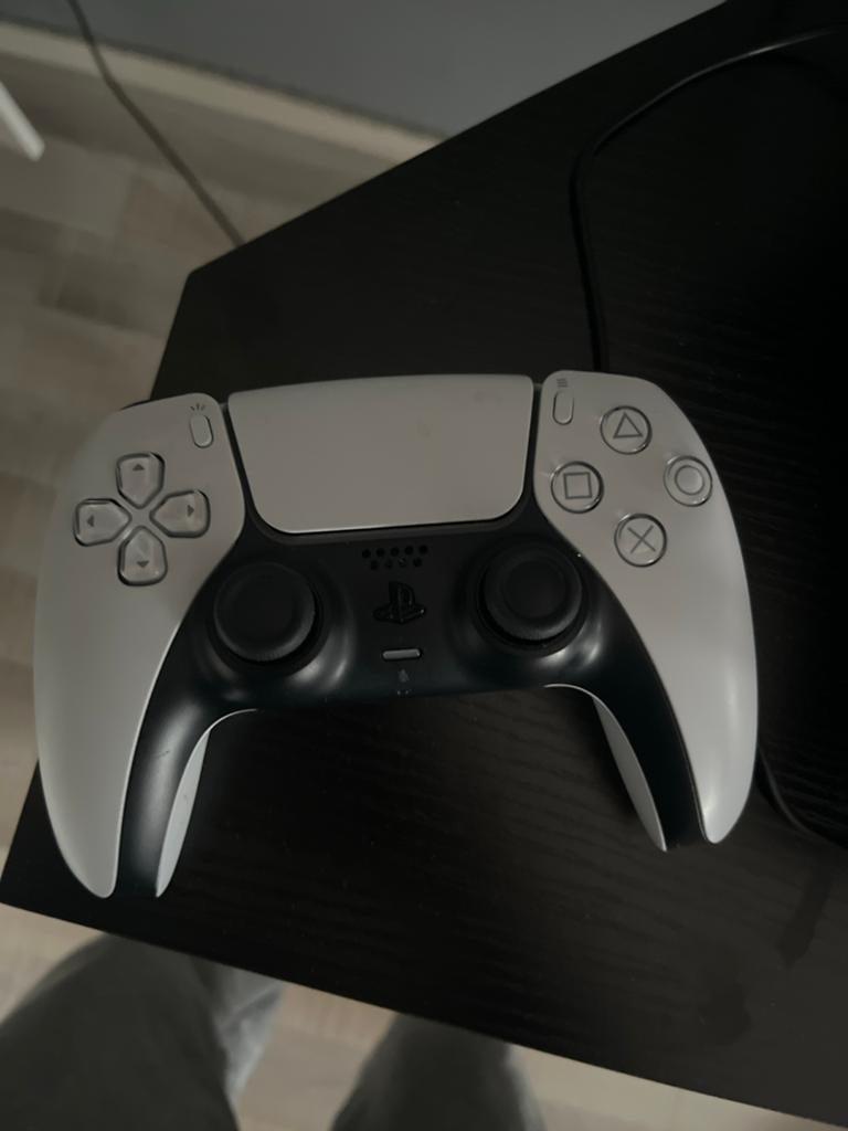 Gloednieuwe PS5 controller - Ongebruikt!, Ophalen of Verzenden, Zo goed als nieuw