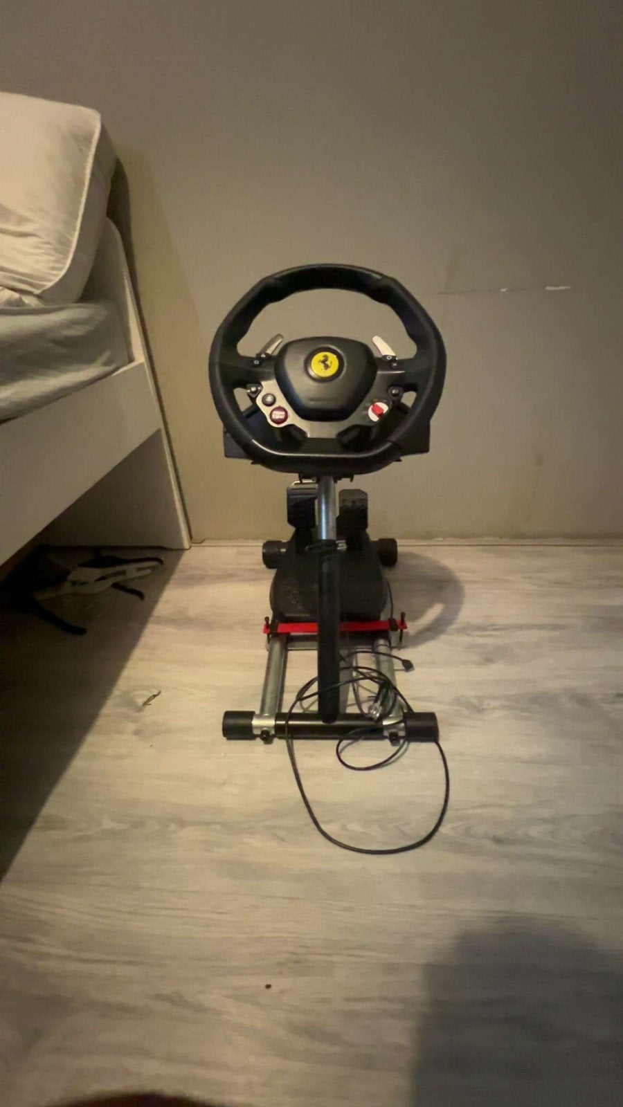 Ferrari Racestuur + Pedalen – PlayStation Sim Racing Setup, Ophalen, Stuurtje of Sportattribuut, Zo goed als nieuw, Draadloos