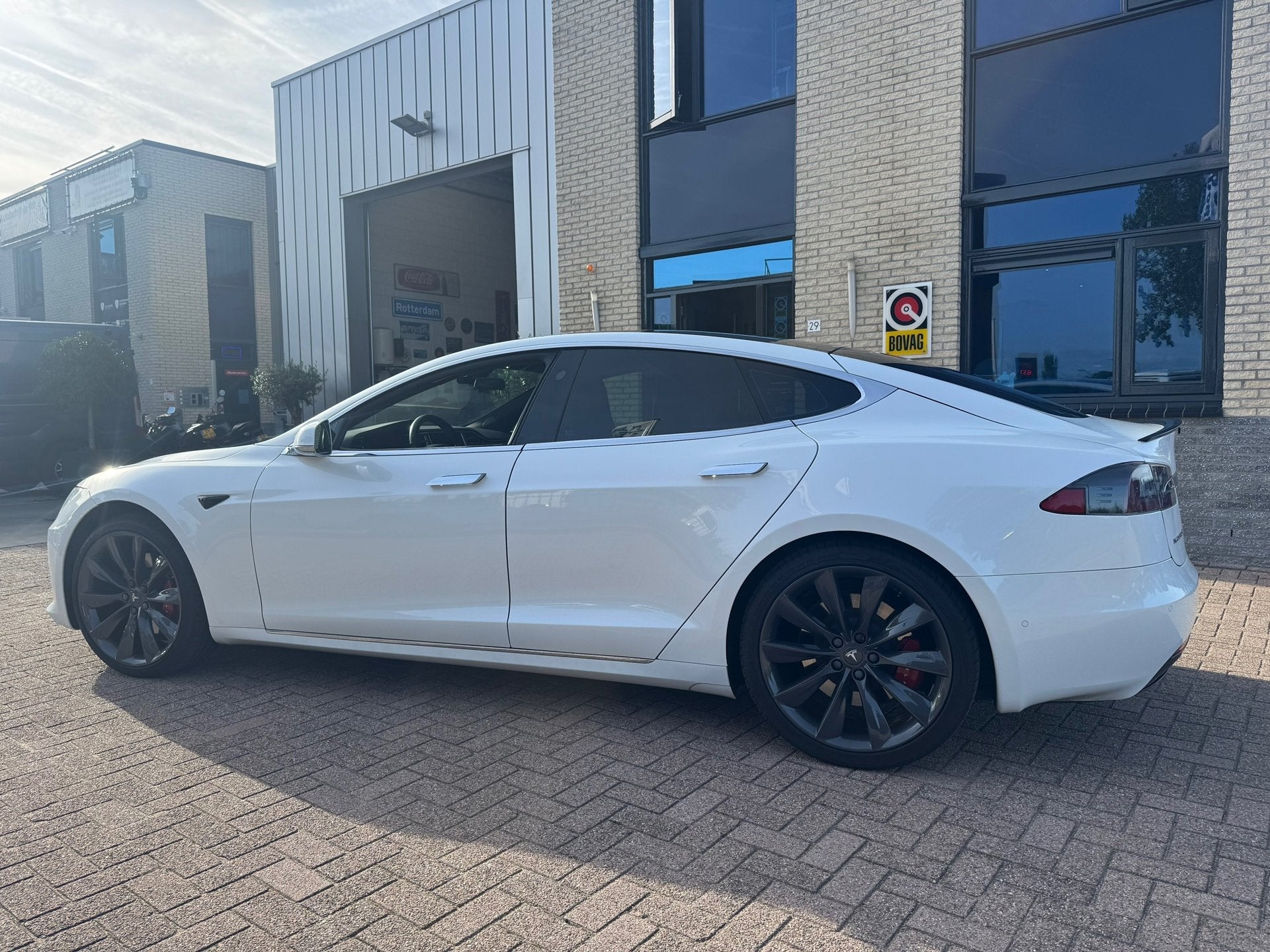 Tesla Model S 75D Base- panodak- vol fijne en luxe opties, Auto's, Gebruikt, 85 kWh, Wit, 210 min
