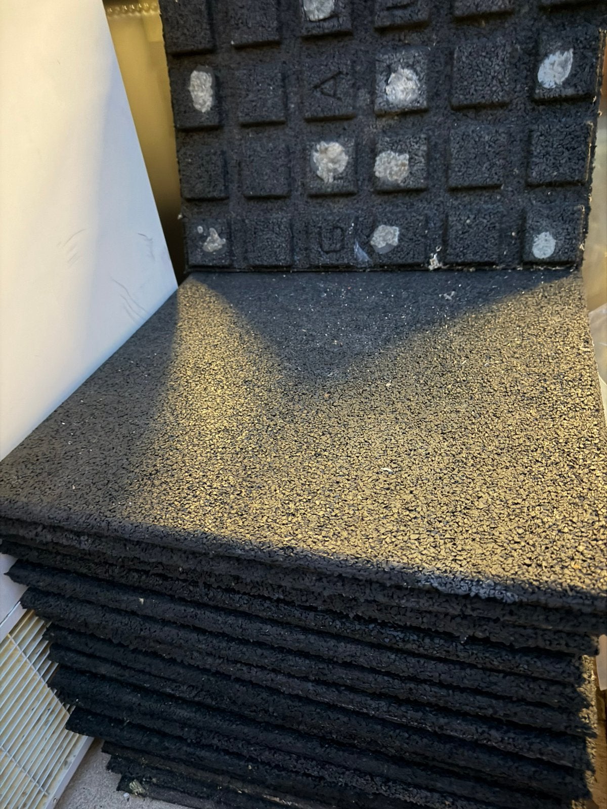 Rubber tegels 50x50 18x, Huis en Inrichting, Stoffering | Vloerbedekking, Ophalen of Verzenden, Zo goed als nieuw, Minder dan 10 m²