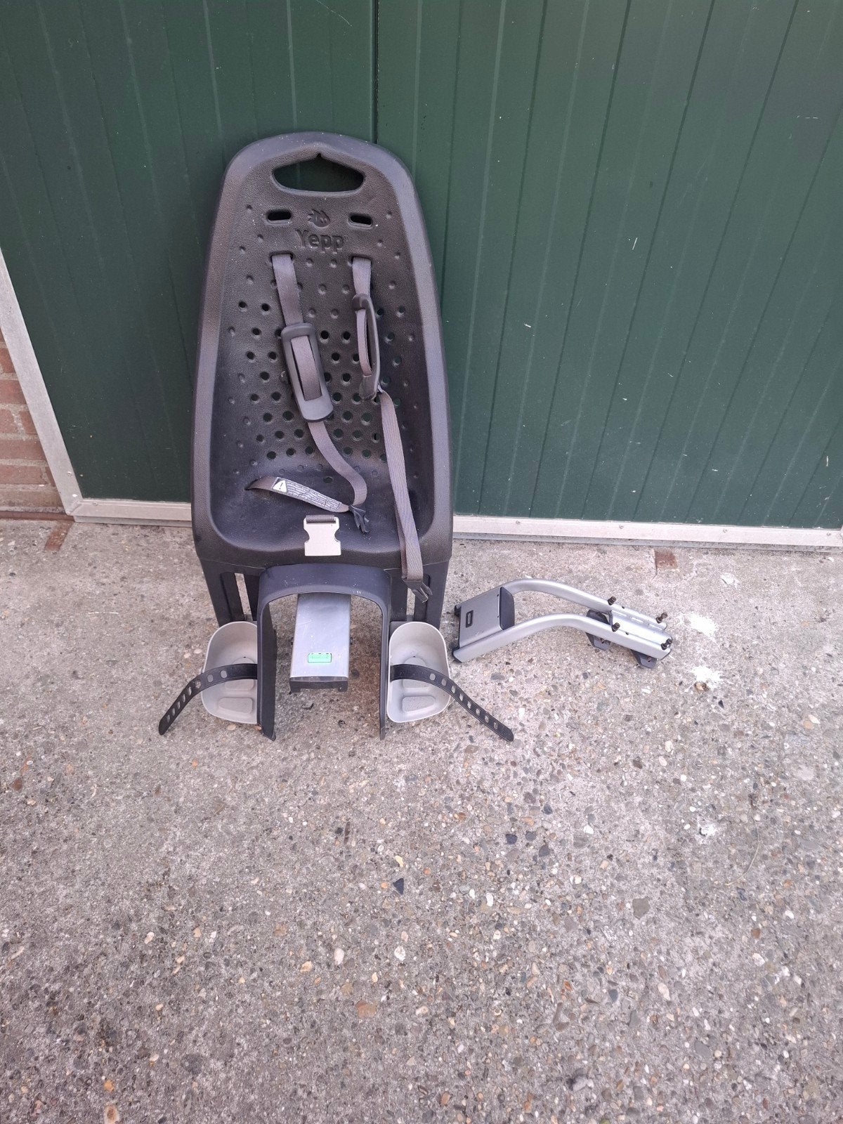 Yepp fietsstoeltje voor en achter met windscherm, Ophalen, Achterzitje, Yepp, 9 t/m 18 kg