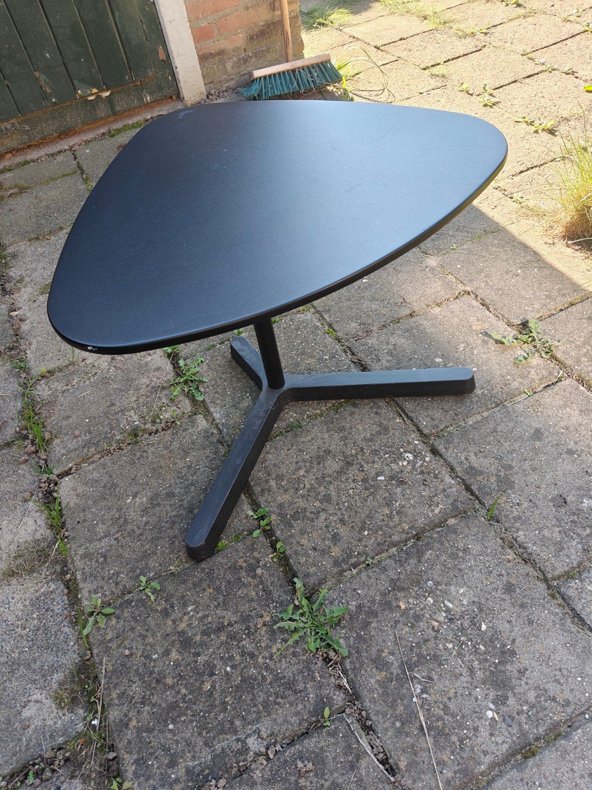 IKEA SVARTÅSEN Verstelbare Laptop Tafel - Zwart, Kunststof, Gebruikt, Modern, Functioneel, 55 tot 75 cm