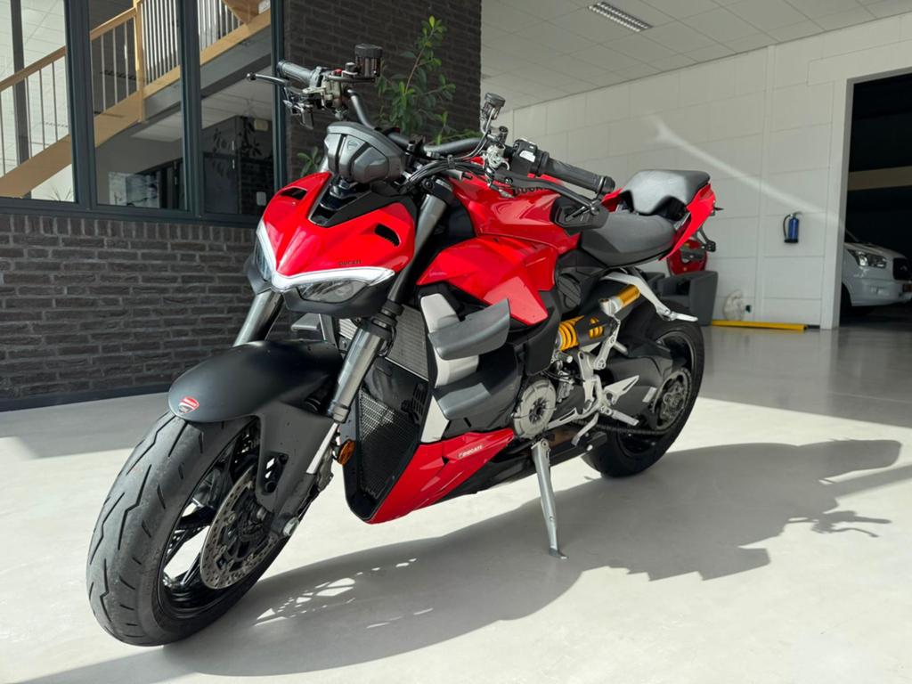 Ducati Streetfighter V2 - 2023 - 153pk, Motoren, Motoren | Ducati, 2 cilinders, Motorrijbewijs A, Gebruikt, Meer dan 35 kW