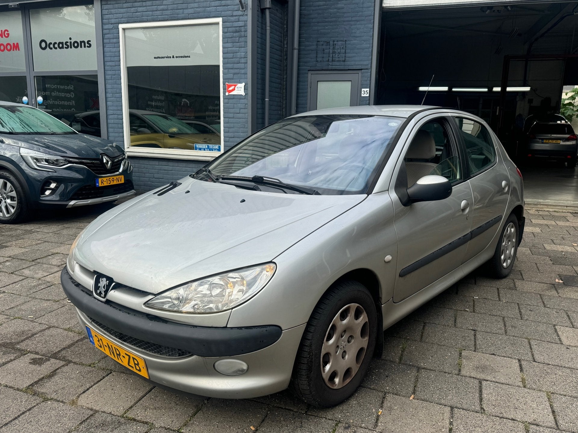 Peugeot 206 1.4 Gentry | Airco | Automaat | 5-DRS, Auto's, Bedrijf, 75 pk, 1100 kg, Zilver of Grijs