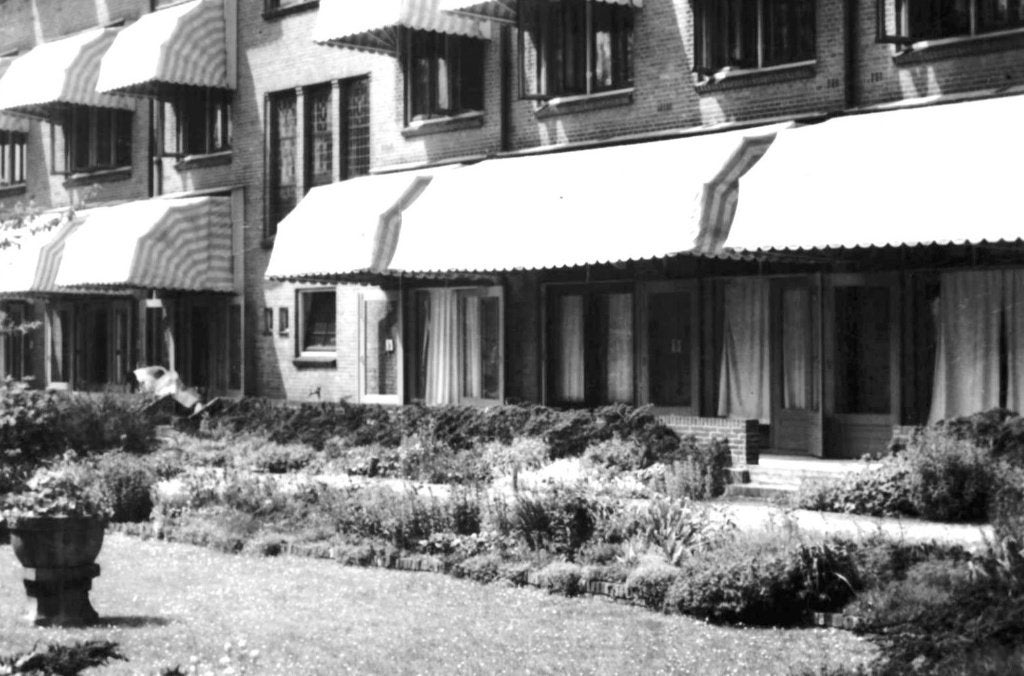 969216	Leiden	ziekenhuis	Diaconessenhuis	1954	Gelopen, Ophalen of Verzenden, 1940 tot 1960, Gelopen, Zuid-Holland