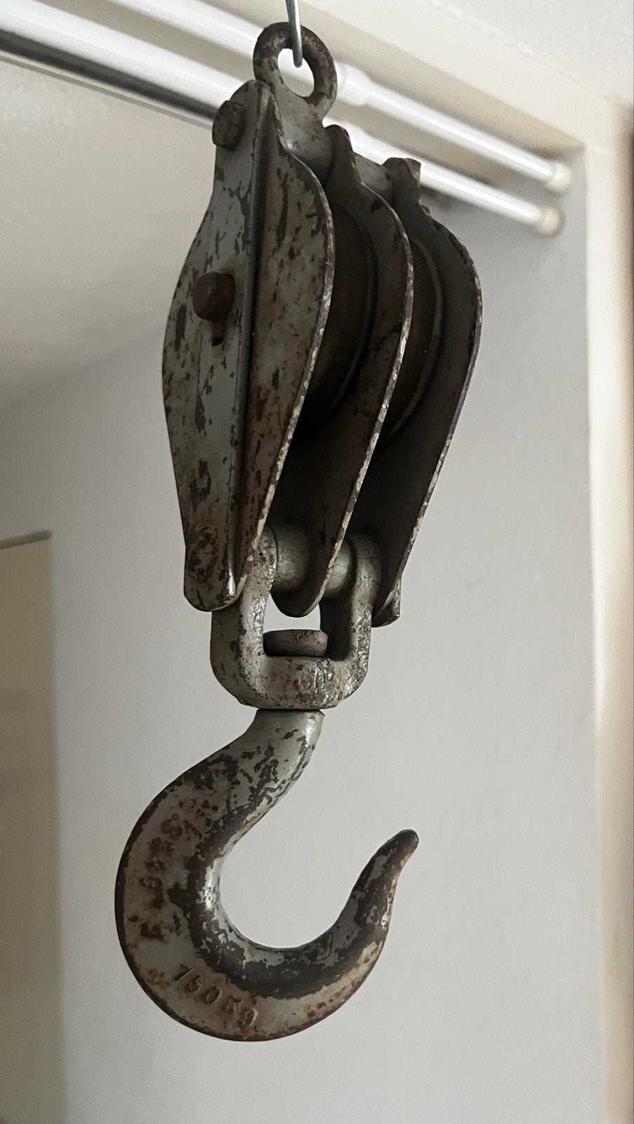 Robuuste katrol met dubbele schijf - 25 cm, Antiek en Kunst, Ophalen of Verzenden