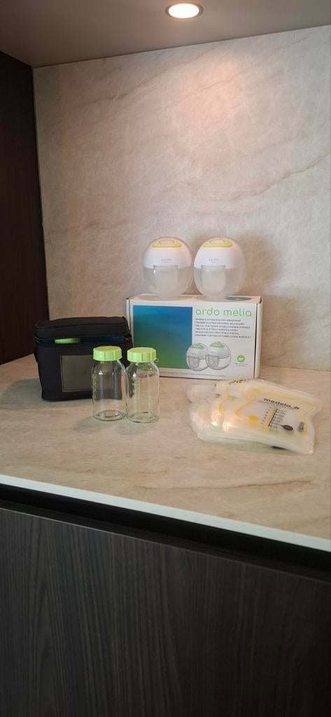 Ardo Melia dubbele borstkolf + Medela accessoires, Ophalen of Verzenden, Borstkolf