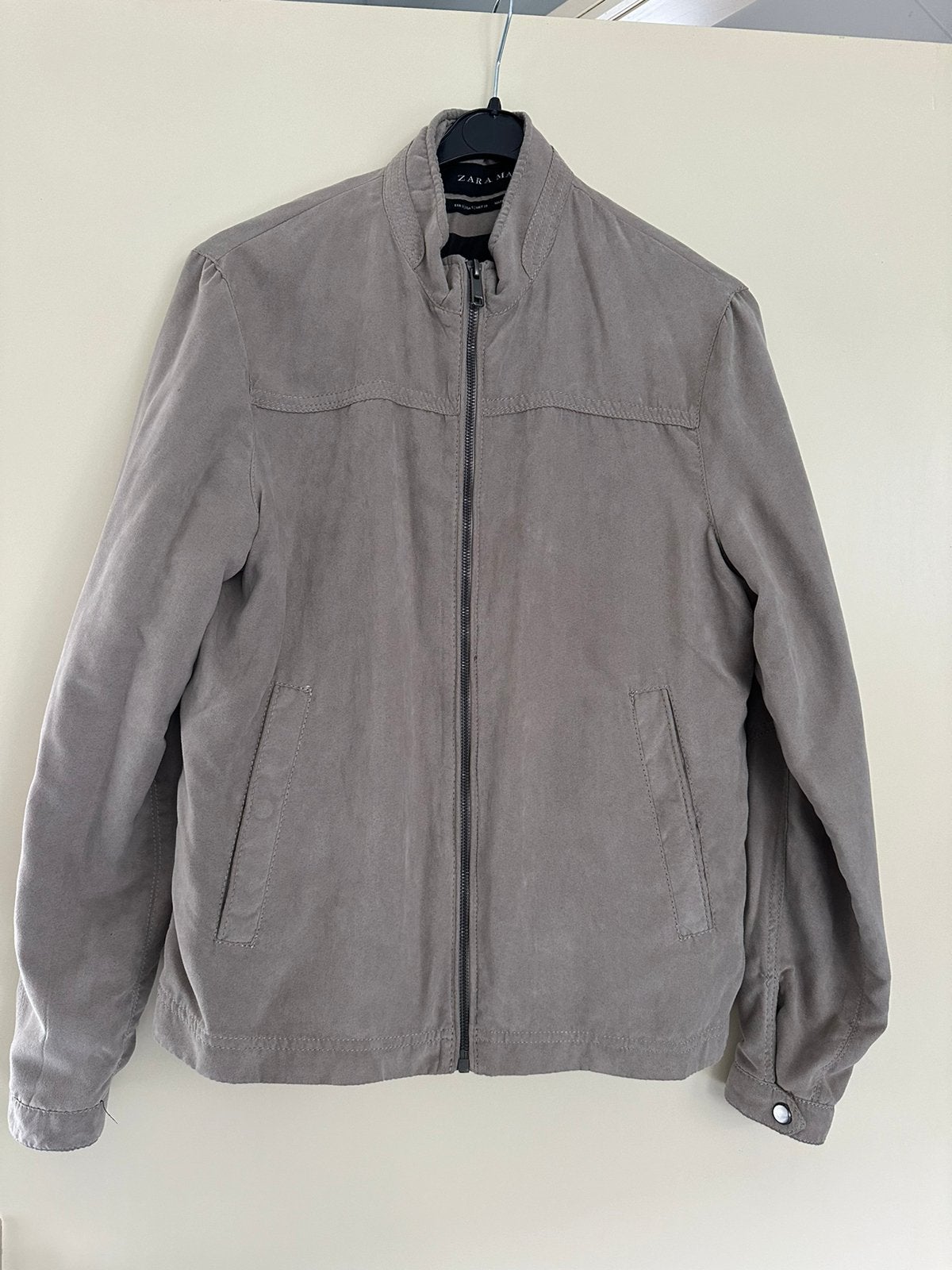 Mooie beige heren zomerjas te koop moet met spoed weg ‼️‼️, Ophalen of Verzenden, Zo goed als nieuw, Maat 46 (S) of kleiner, Beige
