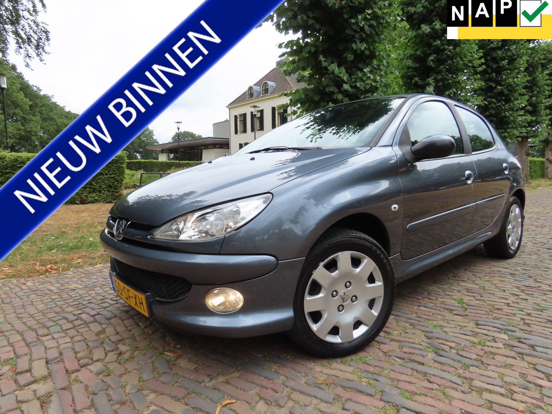 Peugeot 206 1.6-16V Air-line 3 Airco Pdc 5 Drs Carplay Ellec, Auto's, Voorwielaandrijving, 15 km/l, 4 cilinders, Origineel Nederlands