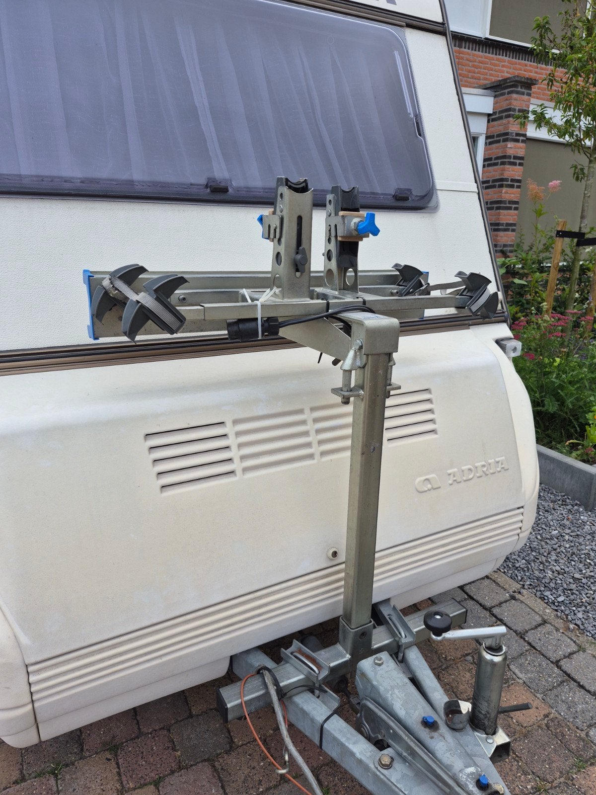 Twinny Load fietsendrager + bevestigings systeem, Ophalen