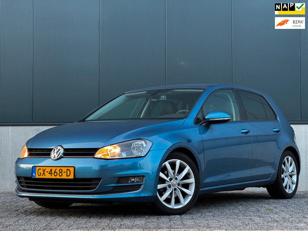 Volkswagen Golf 1.2 TSI Business Edition|HALFLEDER|6BAK|NAVI, Auto's, Volkswagen, Bedrijf, Te koop, Golf, ABS, Achteruitrijcamera