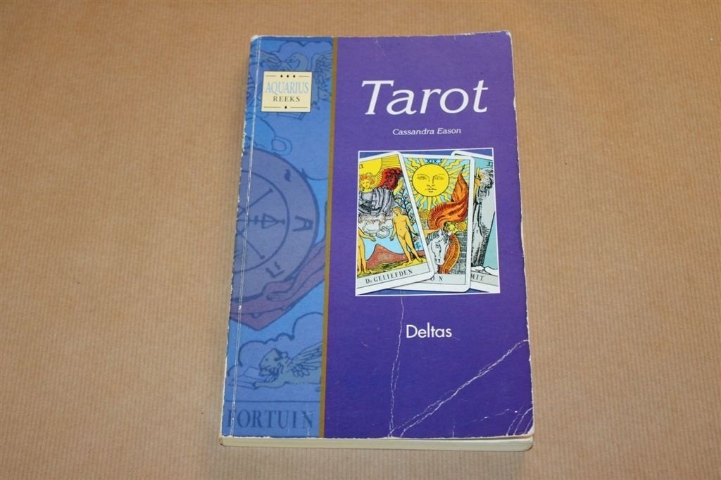 Tarot. Cassandra Eason. Handleiding leren omgaan..., Boeken, Ophalen of Verzenden, Gelezen, Overige onderwerpen, Achtergrond en Informatie