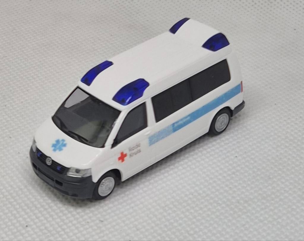 VW T5 Hornis Rode Kruis Eigenbouw, Ophalen of Verzenden, Zo goed als nieuw, Auto, Rietze