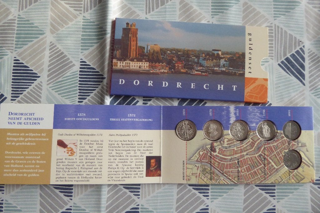 Guldenset Dordrecht als nieuw verzamelmap 6 guldens, Ophalen of Verzenden, Koningin Beatrix, Overige waardes, Setje