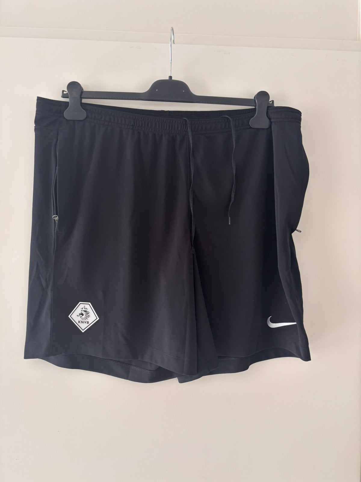 Wedstrijdbroek scheidsrechter KNVB, Ophalen of Verzenden, Zo goed als nieuw, Overige maten, Voetbal