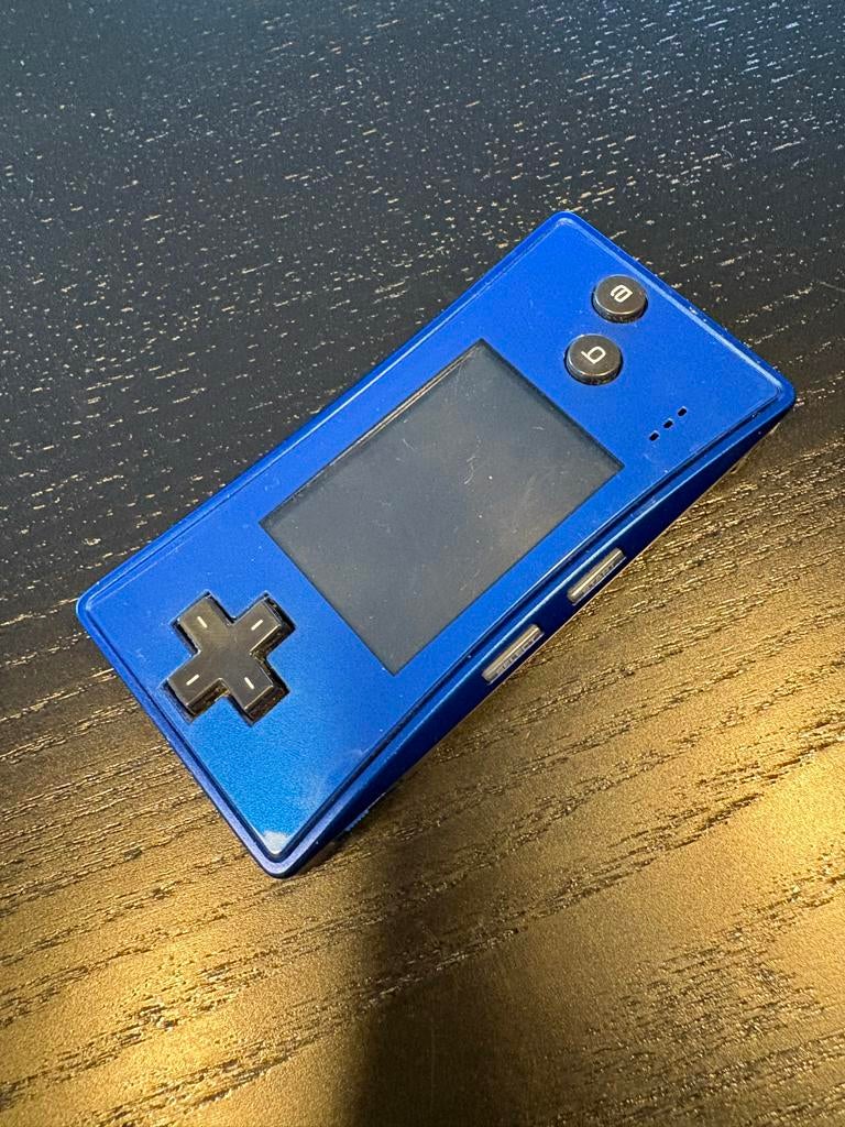 Originele Game Boy Micro + Oplader - Perfect Werkend, Spelcomputers en Games, Spelcomputers | Nintendo Game Boy, Ophalen, Gebruikt
