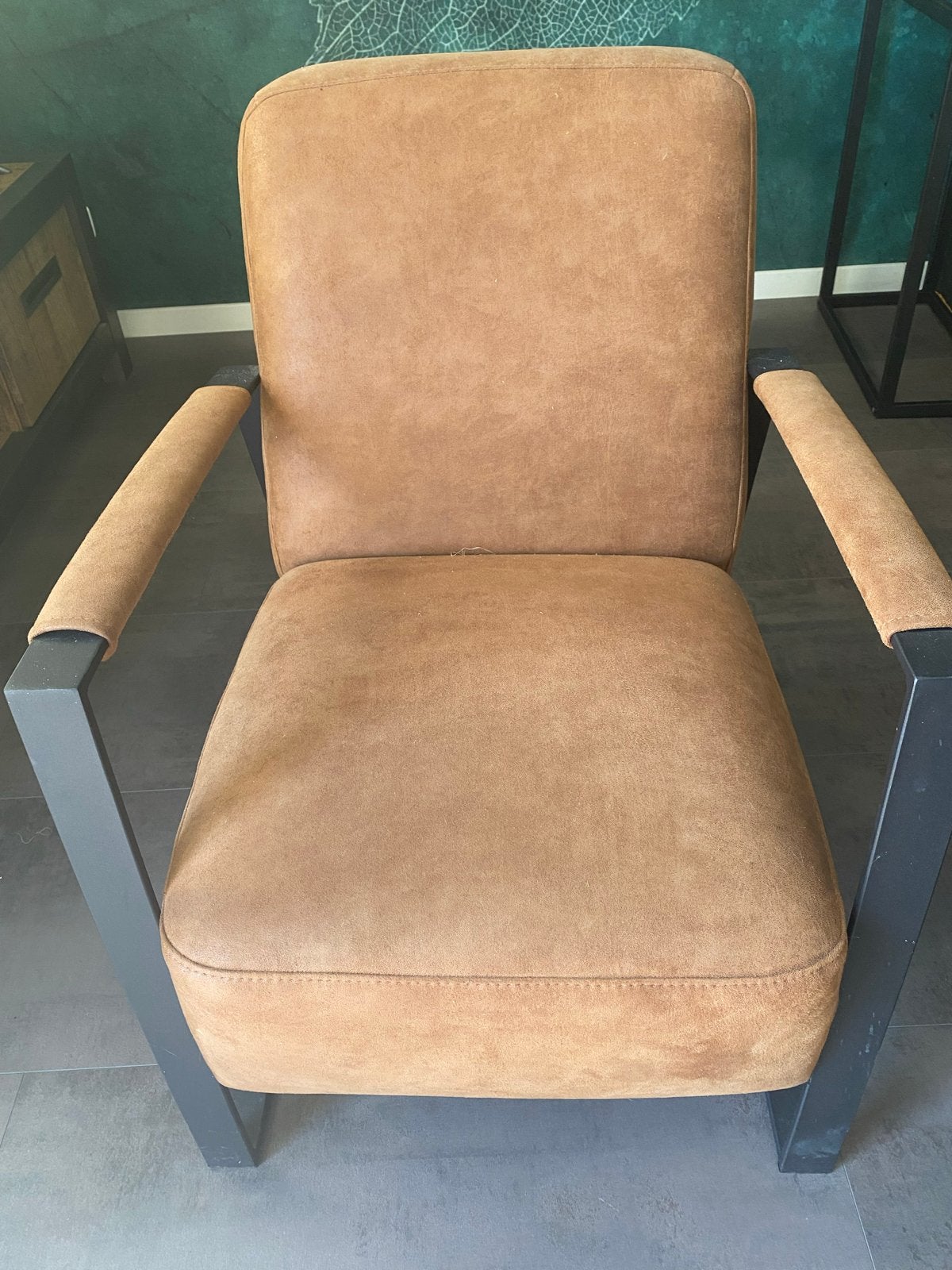 Comfortabele fauteuil moderne insustriële stijl, Huis en Inrichting, Ophalen, Modern, strak, industrieel, 75 tot 100 cm, Zo goed als nieuw