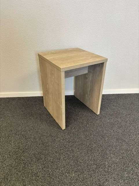 Nachtkastje / bijzettafeltje kleur Ril Eiken 40x40x53,5 cm, Niet ingevuld, Minder dan 45 cm, Niet ingevuld, Nieuw