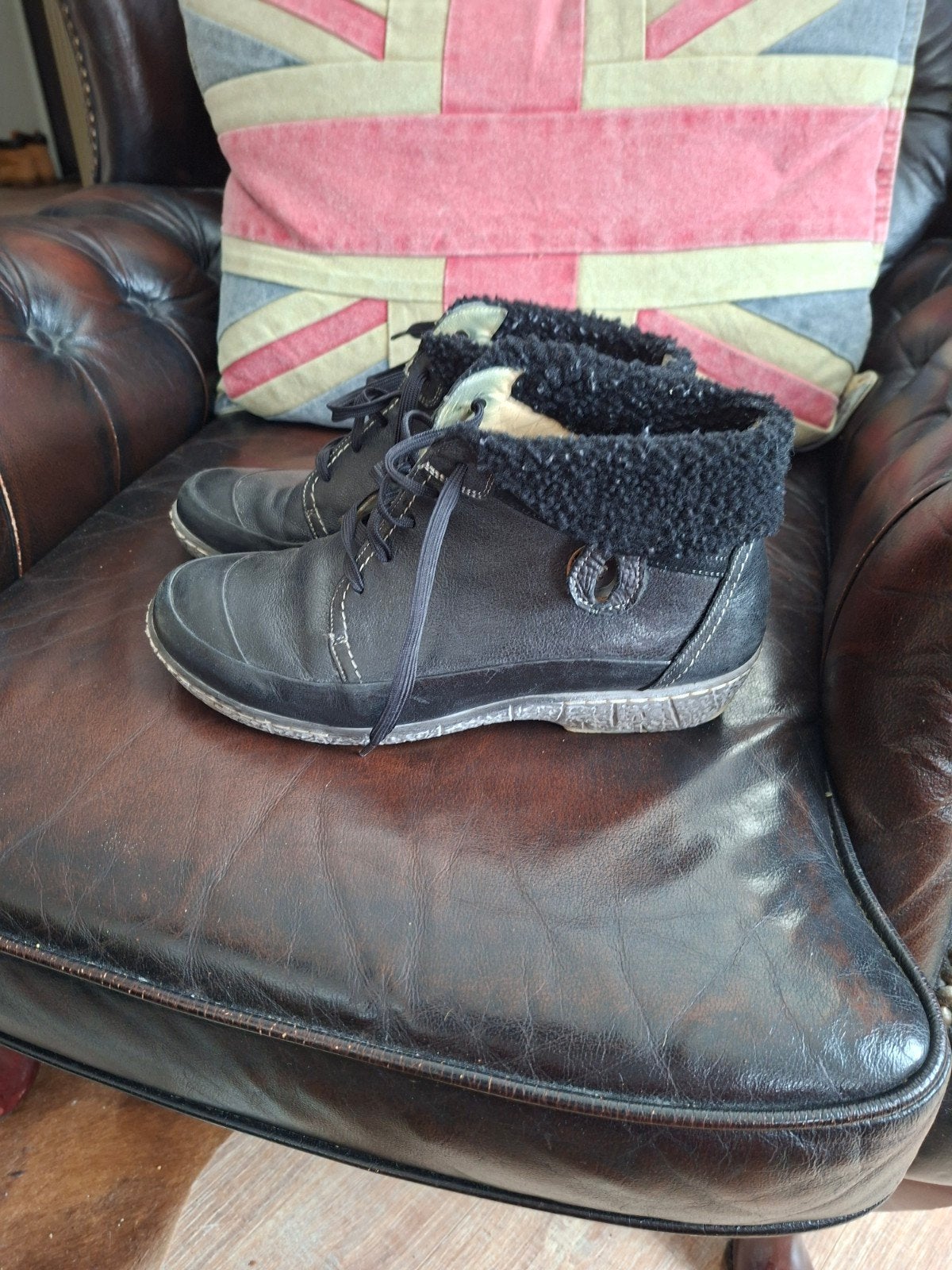 🧩 Durea M.C.D dames veterschoenen maat 39 (6) Wijdte H, Kleding | Dames, Schoenen, Durea, Zwart, Ophalen of Verzenden, Sneakers of Gympen