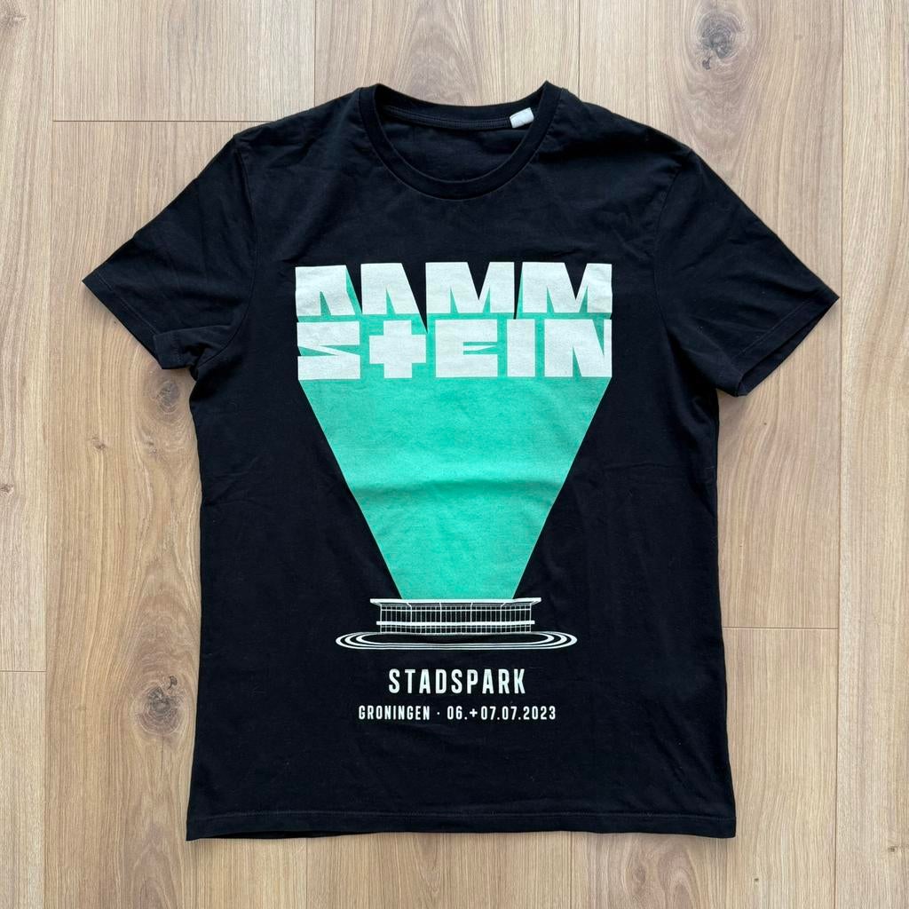 Rammstein live in stadspark Groningen event shirt maat S, Kleding | Heren, T-shirts, Ophalen of Verzenden, Zo goed als nieuw, Zwart