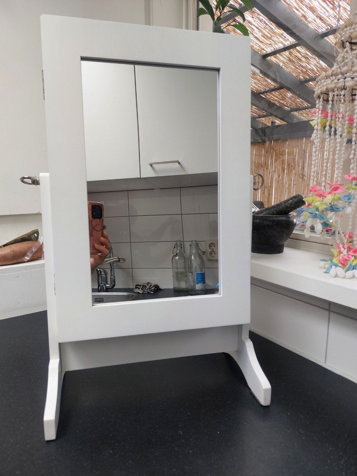 Sieradenkast in nette staat, Ophalen of Verzenden, Overige materialen, Broche