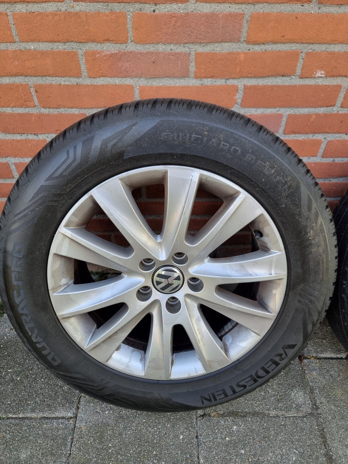 Winterset tiguan 17inch 235 55 17, Ophalen of Verzenden