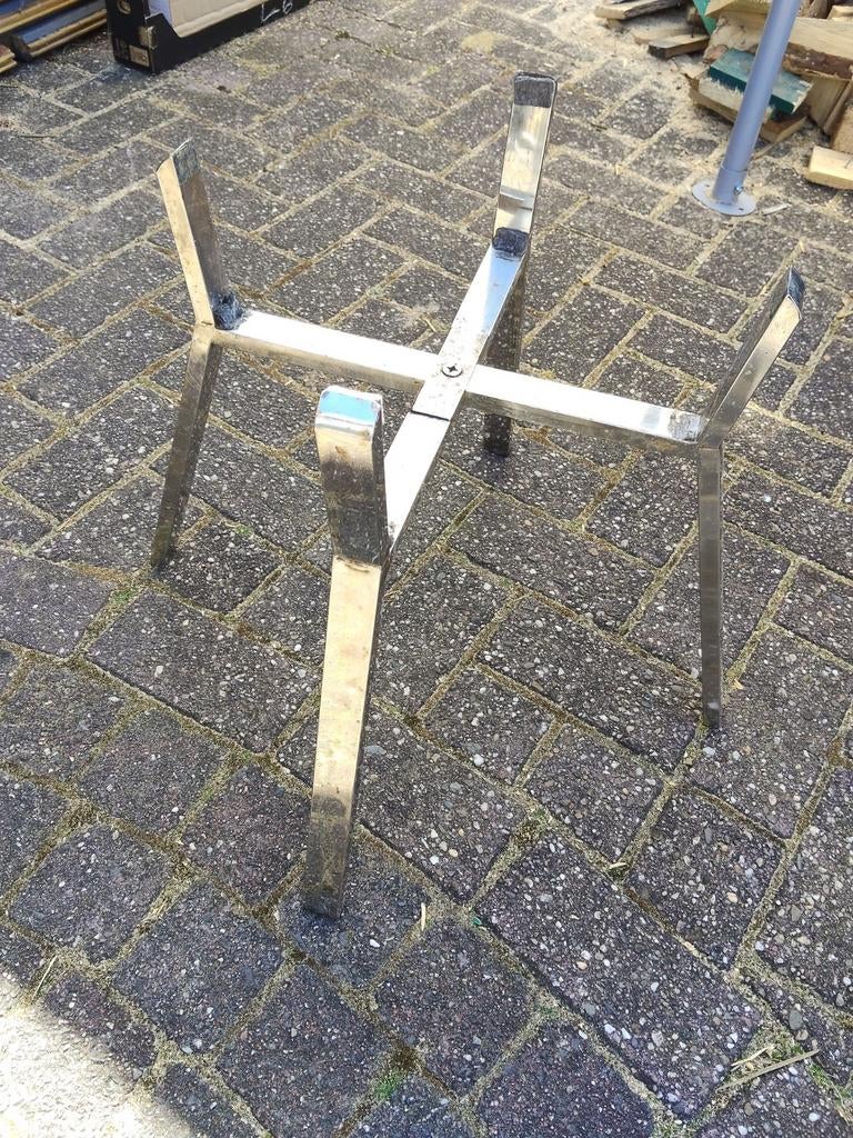 Aluminium onderstel voor kamado- Robuust en veelzijdig, Tuin en Terras, Ophalen of Verzenden, Gebruikt