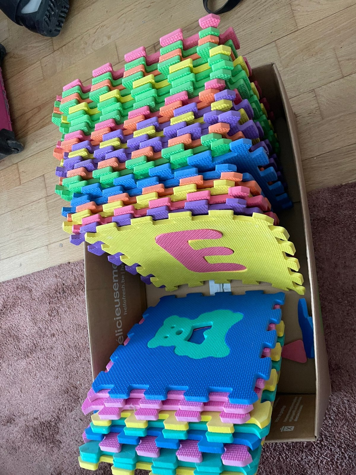 Foam puzzel speelmatten met letters en cijfers en dieren, Ophalen, Gebruikt, Knutselen