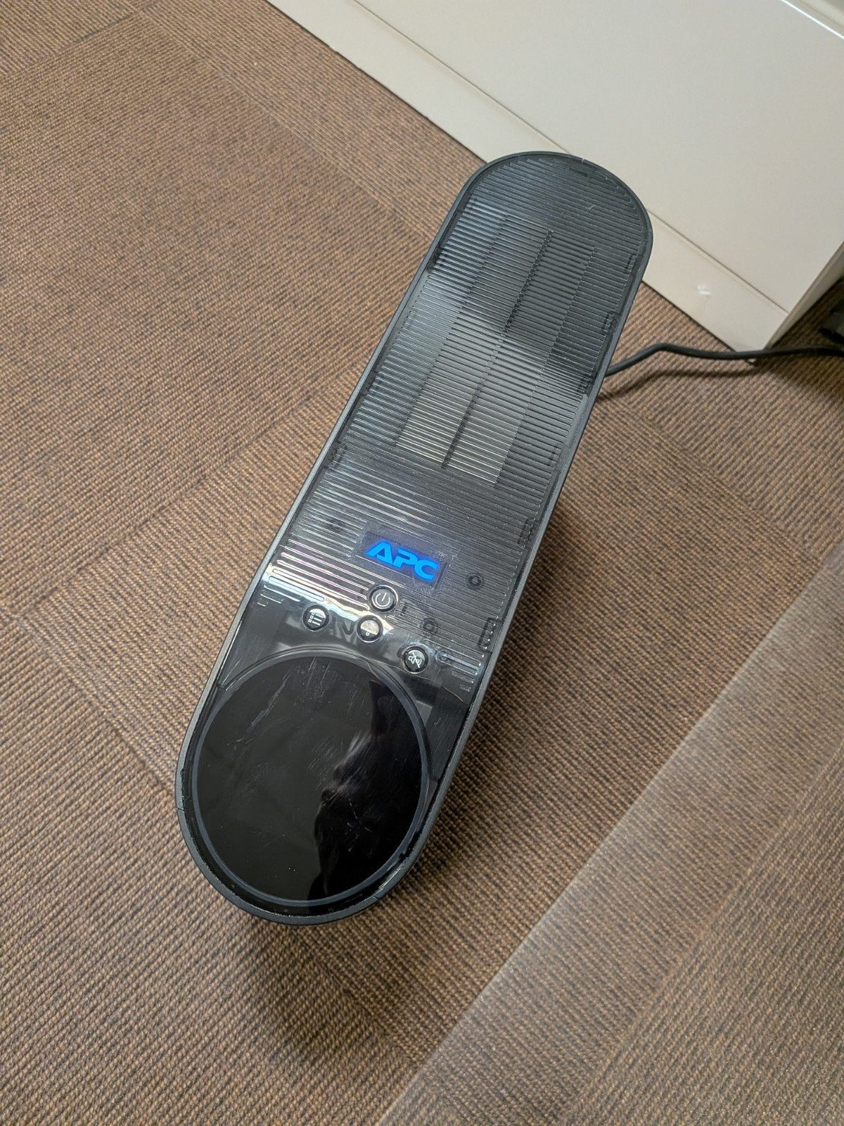 APC Back-UPS Pro Gaming BGM2200B-GR UPS - Noodstroomvoeding, Ophalen, Zo goed als nieuw